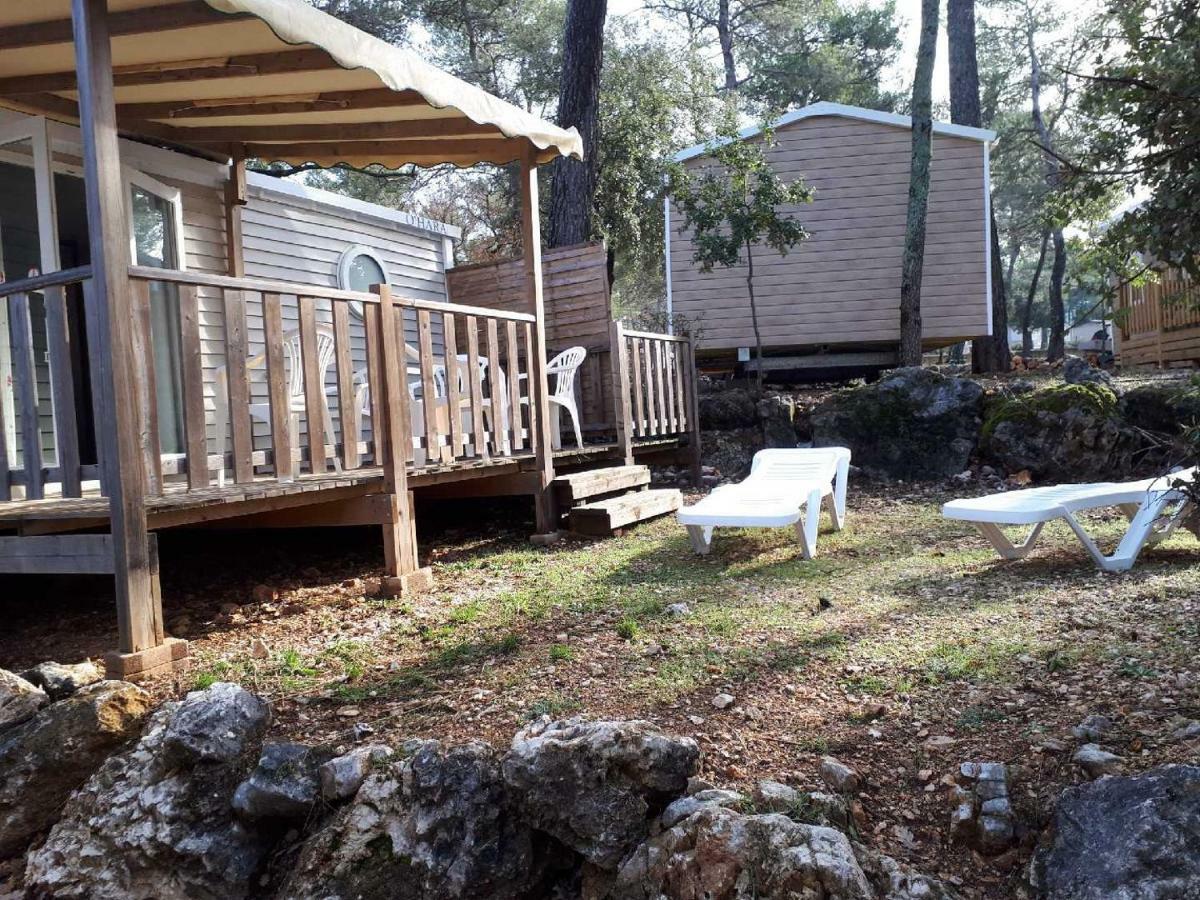 Mobil Home Sainte Baume Nans-les-Pins Εξωτερικό φωτογραφία